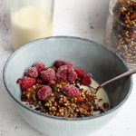 Sund boghvede granola med tranebær